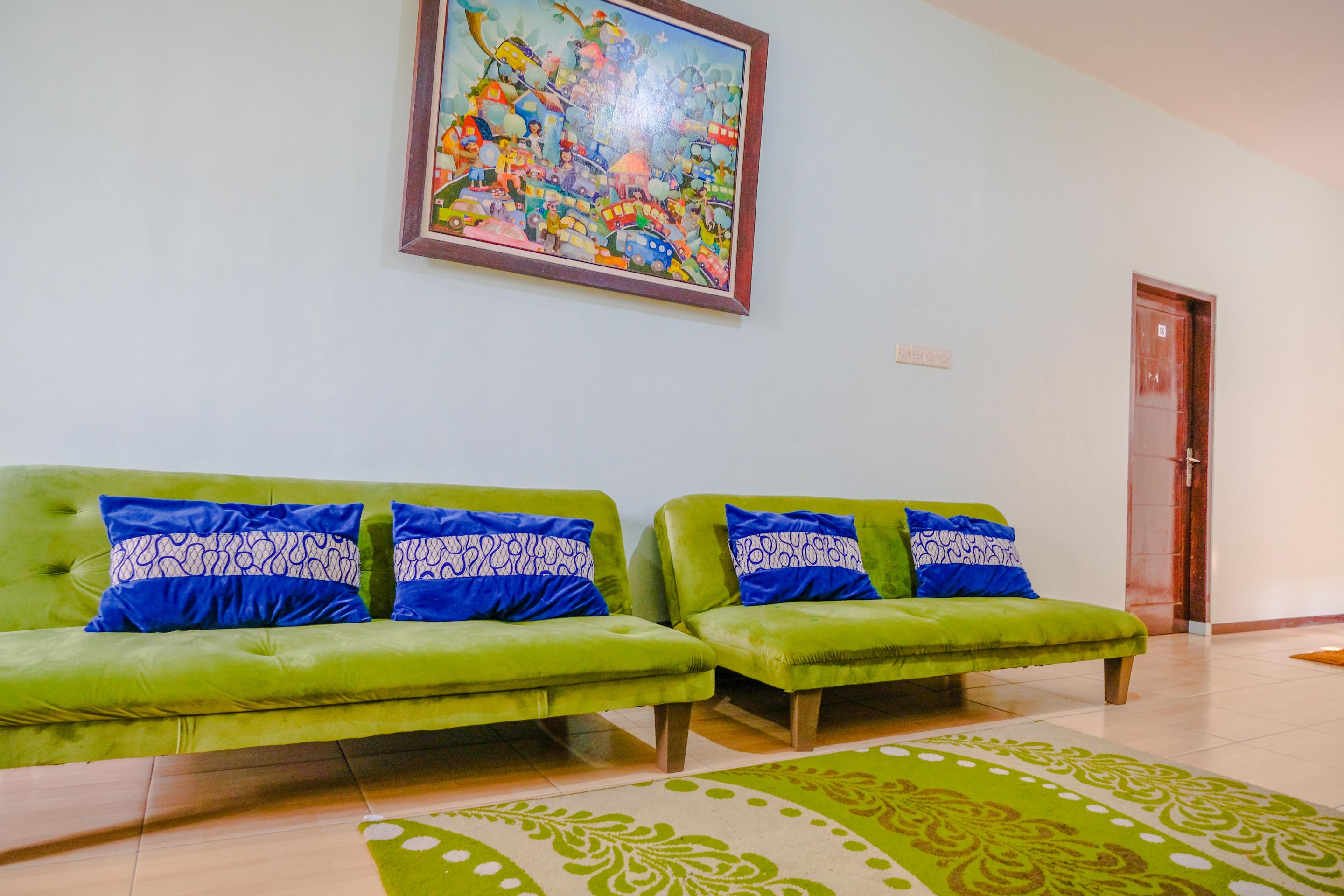 Oyo 2376 Tiara Family Residence Batu  Extérieur photo