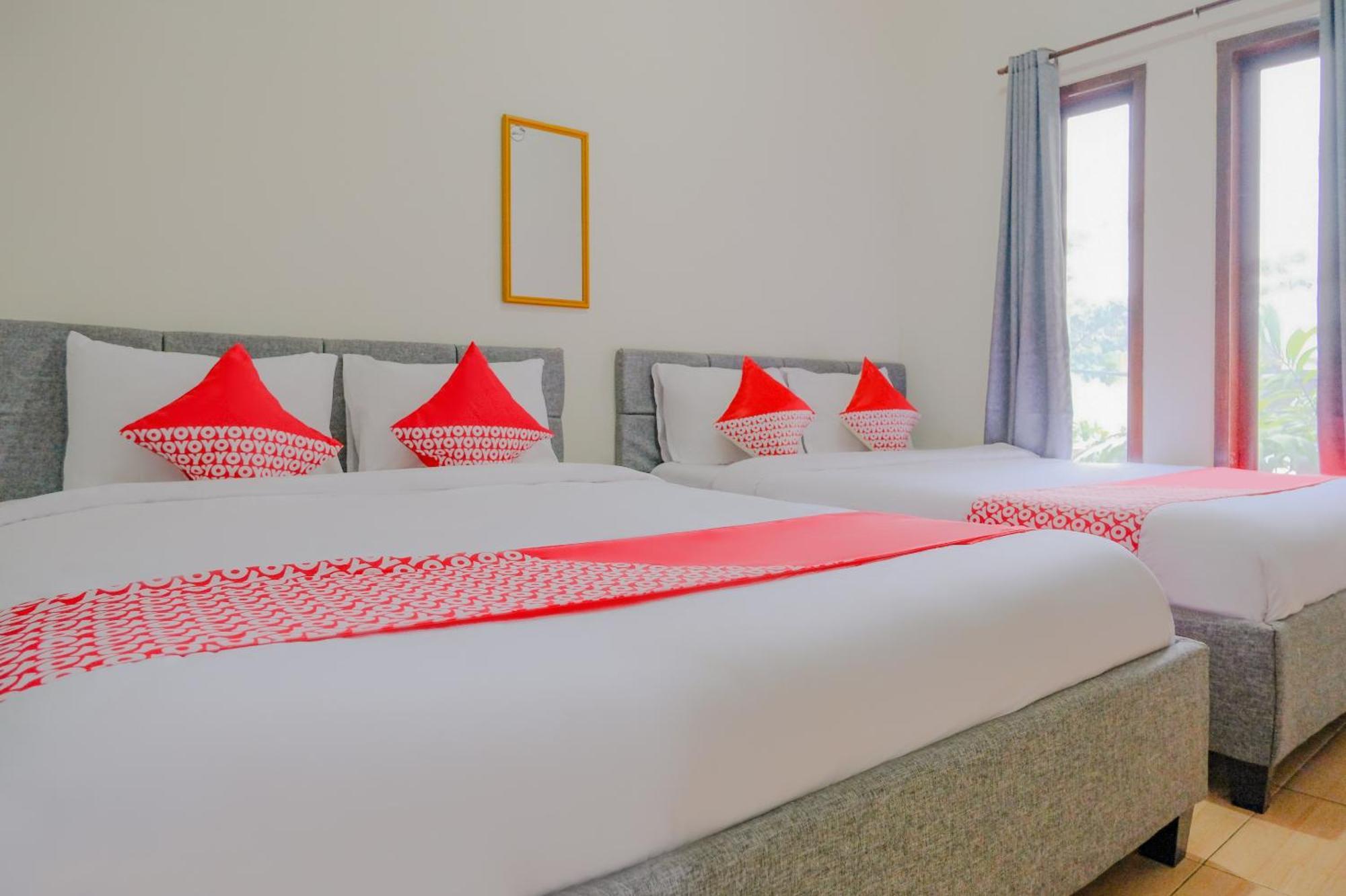Oyo 2376 Tiara Family Residence Batu  Extérieur photo