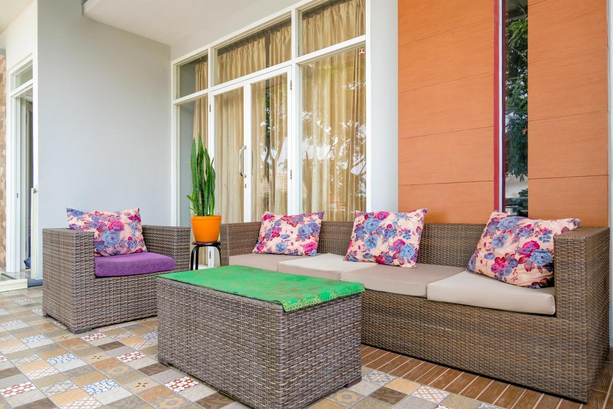 Oyo 2376 Tiara Family Residence Batu  Extérieur photo