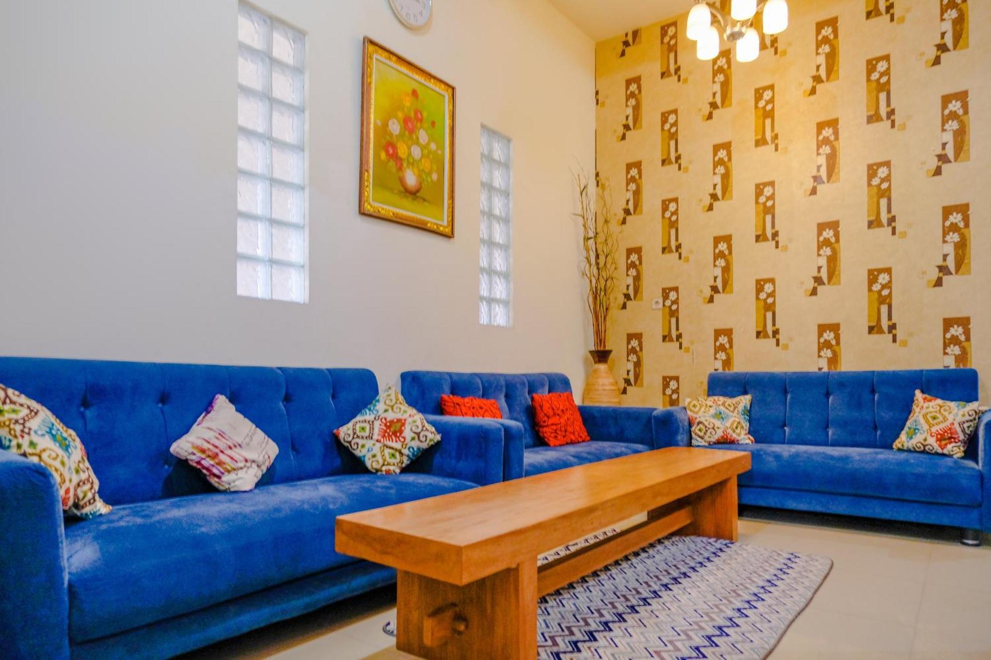 Oyo 2376 Tiara Family Residence Batu  Extérieur photo
